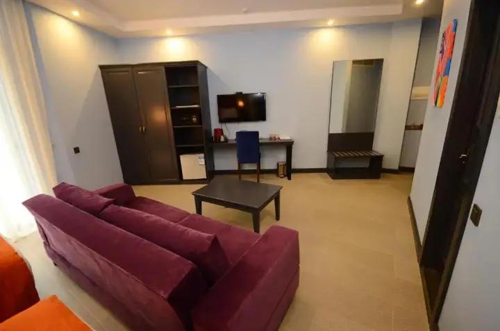 Батуми: REALM Hotel Batumi