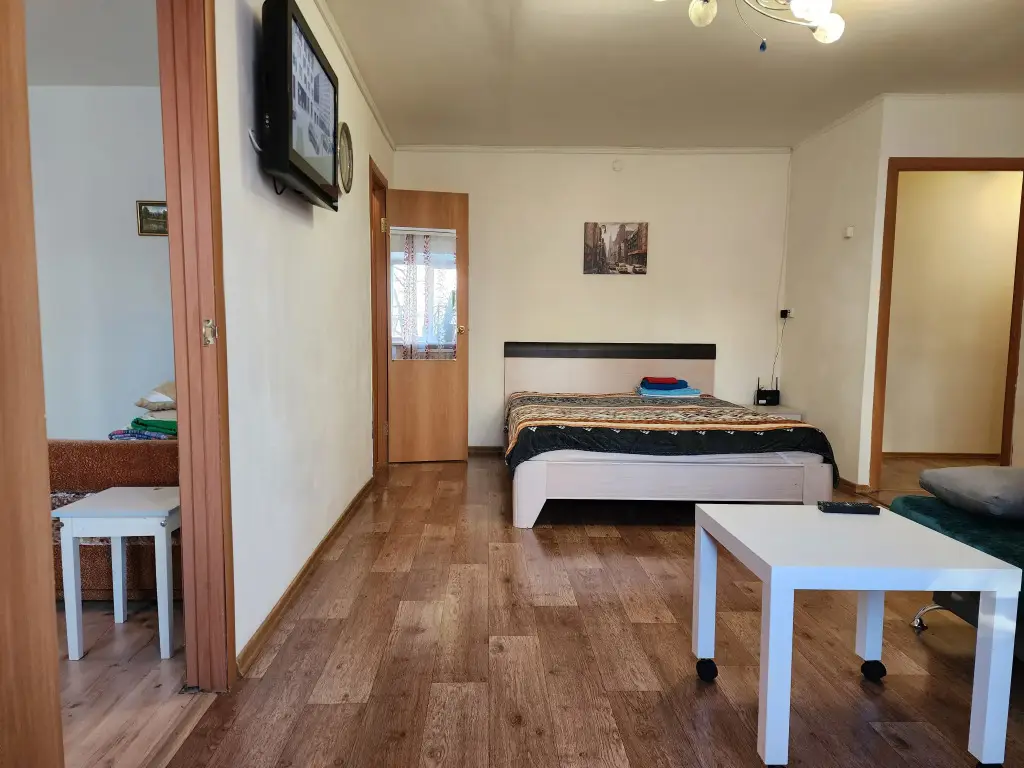 Томск: Na Lenina 6 Apartments