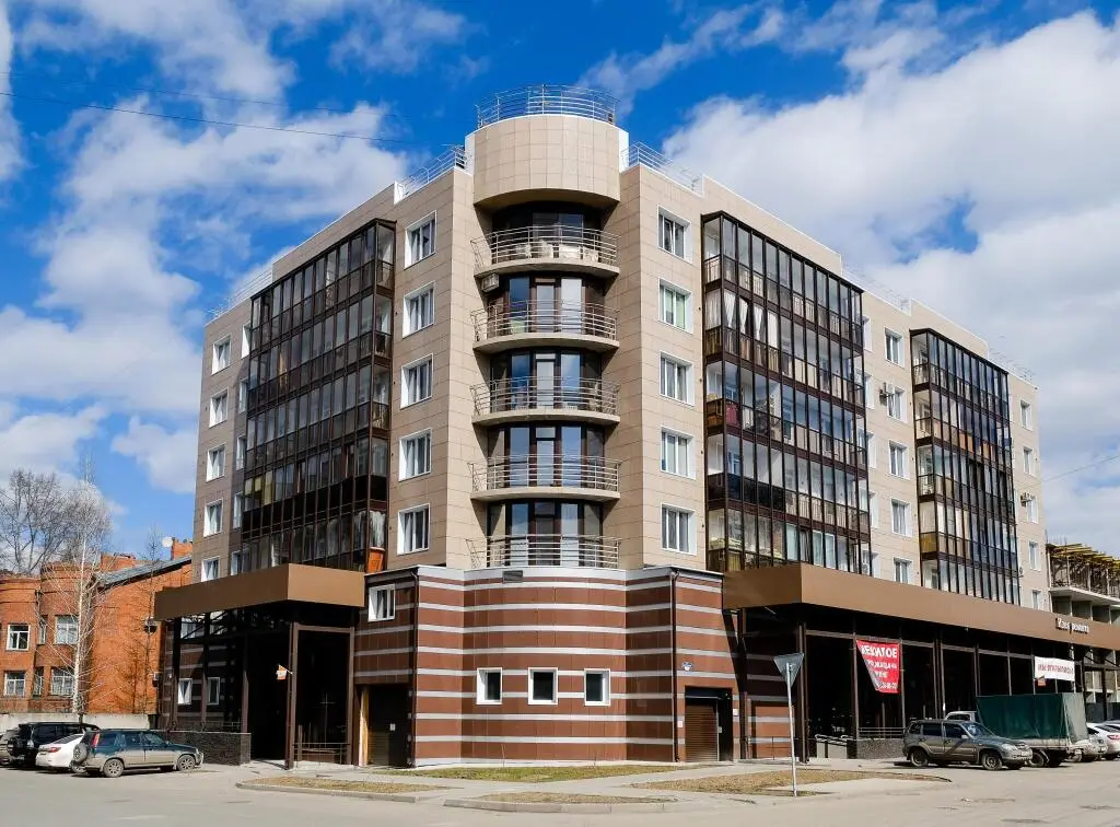 Томск: Апартаменты Петровские на улице Советская 108