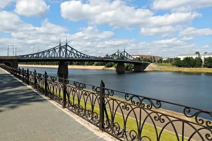 Тверь: Апартаменты на Набережной Степана Разина у Волги