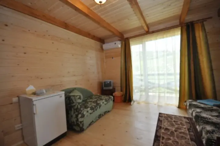 Утёс: Villa Viola