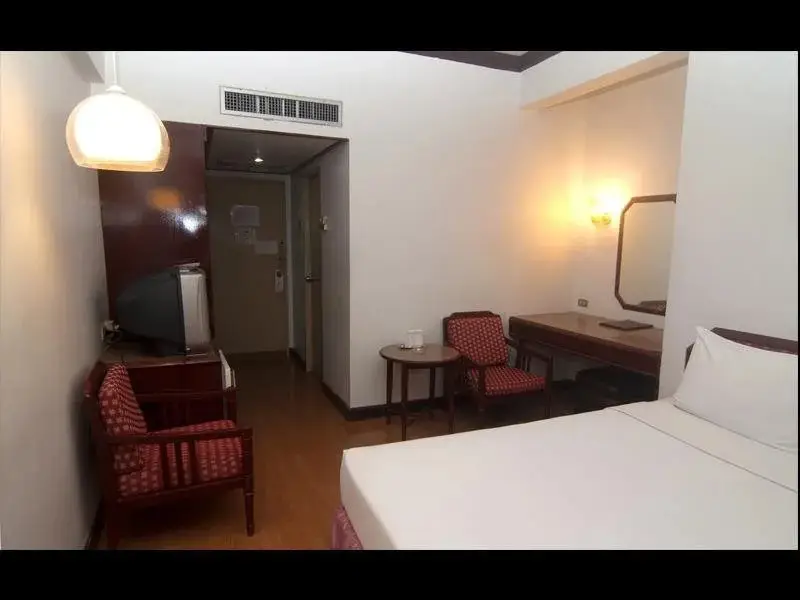Хатъяй: Florida Hotel
