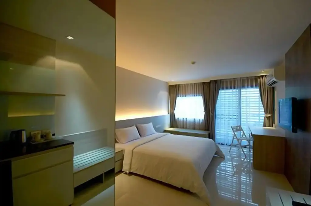 Бангкок: The Present Sathorn