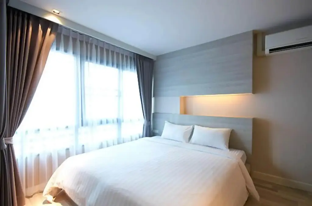 Бангкок: The Present Sathorn