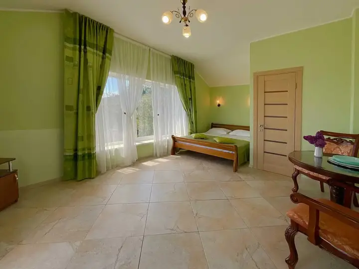 Алупка: Zolotye Kupola Mini Hotel