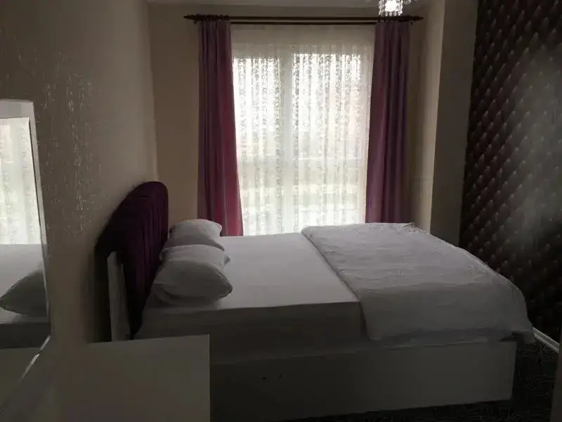 Стамбул: Safir House