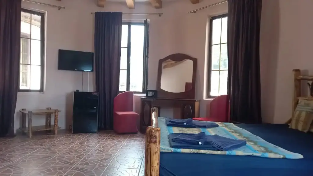 carousel image 3