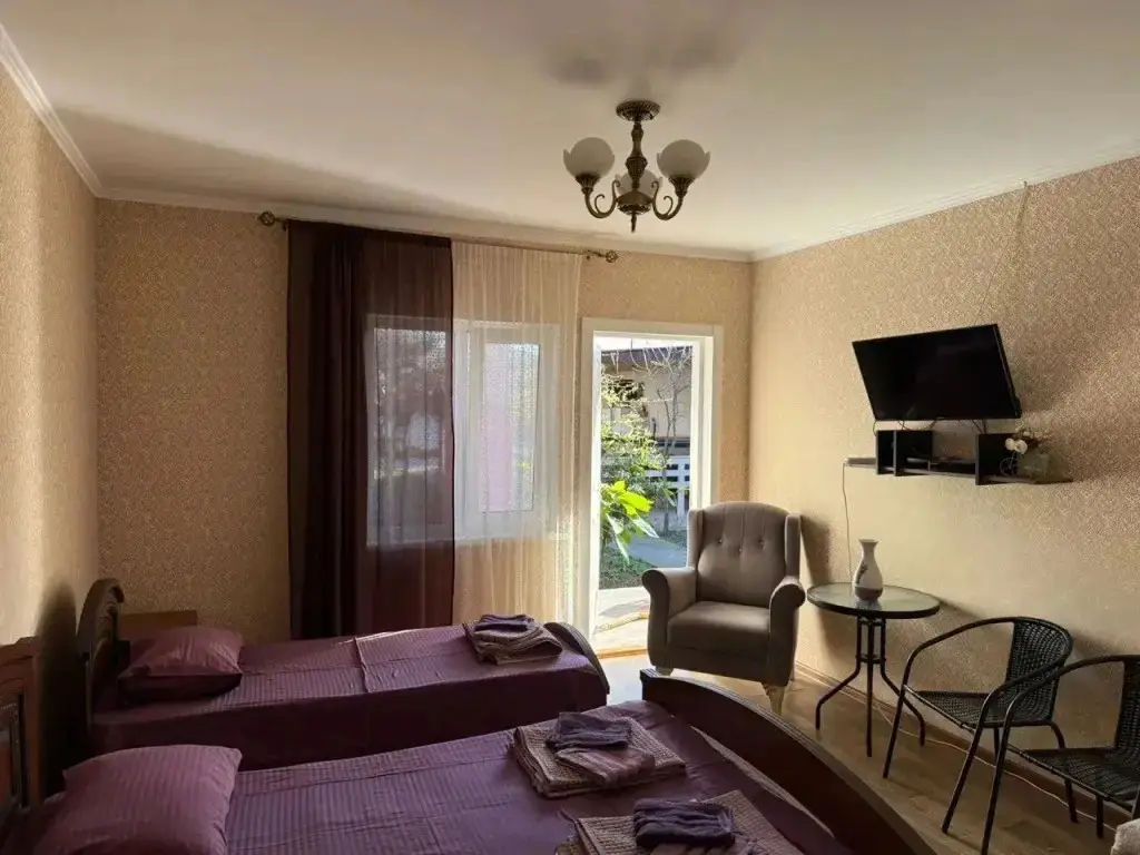 Лдзаа: Guest House Panorama