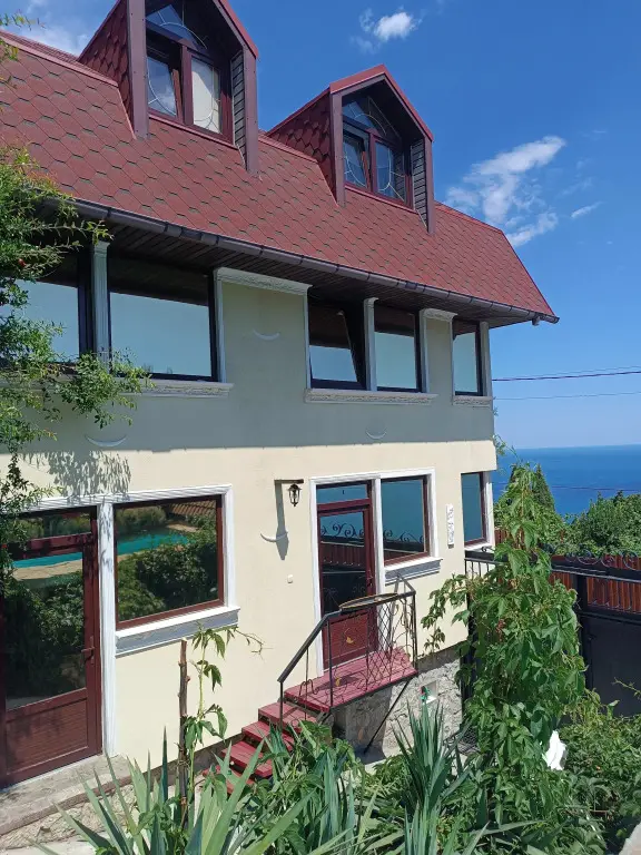 Алупка: Меблированные комнаты Сочи