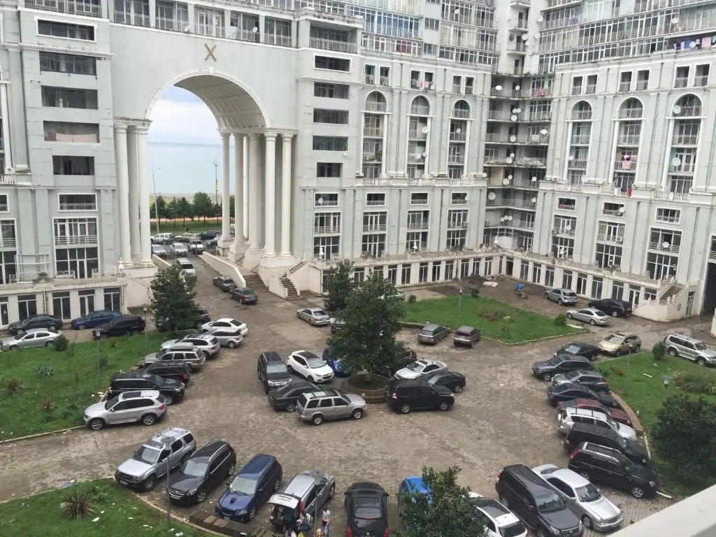 Батуми: Batumi Magnolia