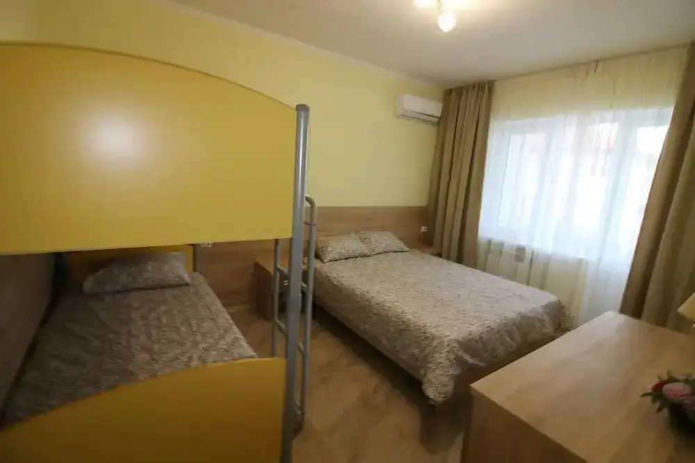 Анапа: Guest House Chernomorskaya 8A