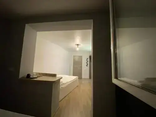 Зеленоград: Cm's Hotel