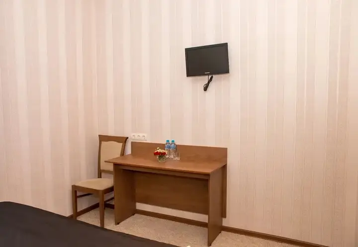 Майский: Vetroff
