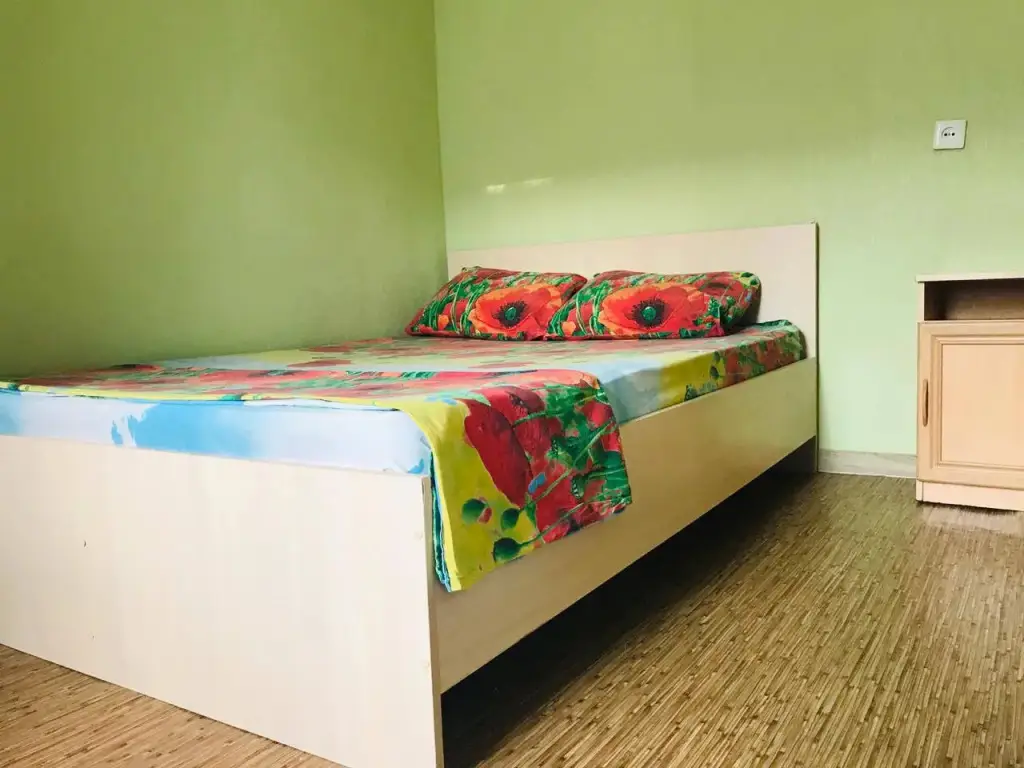 Кемерово: Rukavishnikova 9 Dvuhkomnatnye apartamenty v tsentre