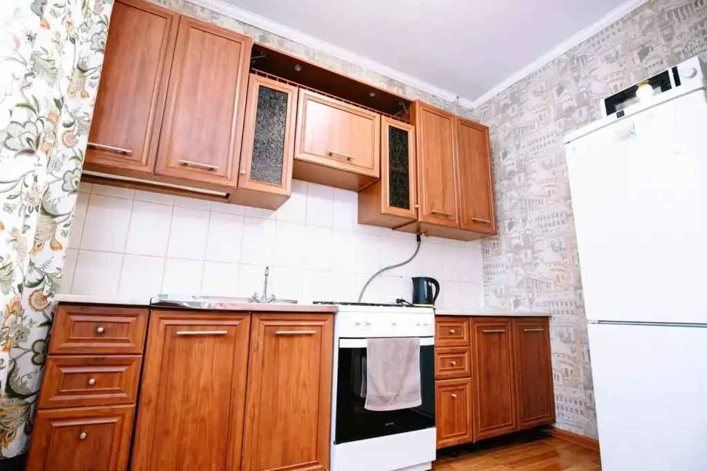 Кемерово: Vesennjaja 6 Trehkomnatnye apartamenty rjadom s Naberezhnoj