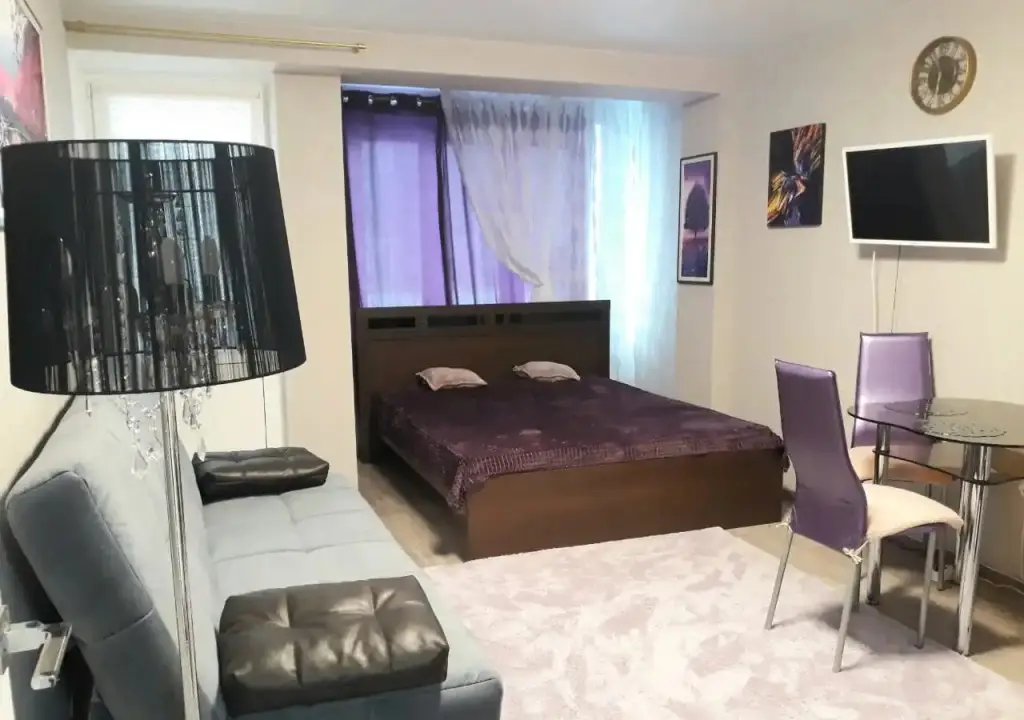Набережные Челны: Studiya Na Raskolnikova 48/1 Apartments