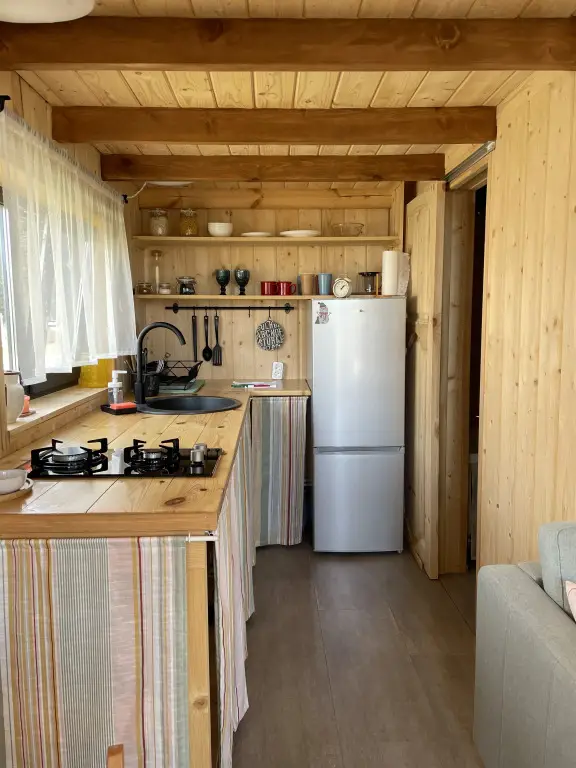 Орехово: Uyutny Cherny Domik y Igory Guest House
