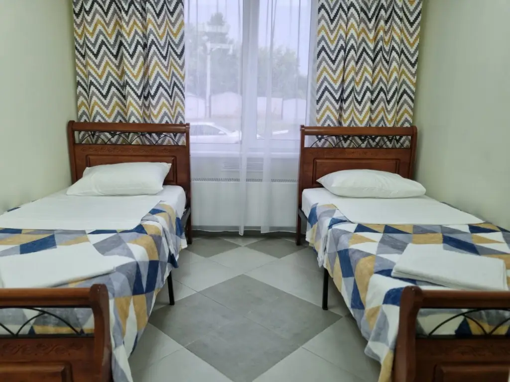 Кемерово: Diplomat Na Molodezhnoy Hotel