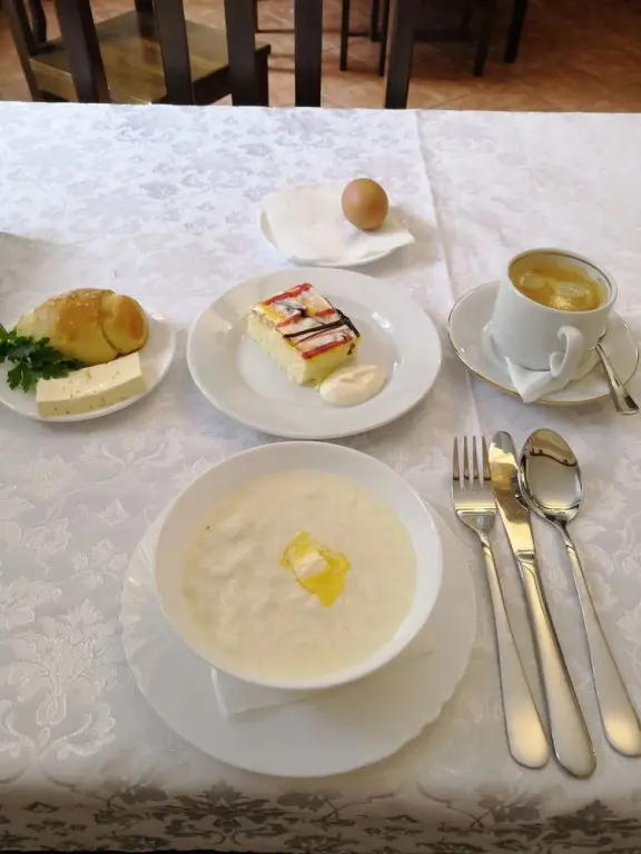 Эльбрус: Elbrus HiLoft Hostel