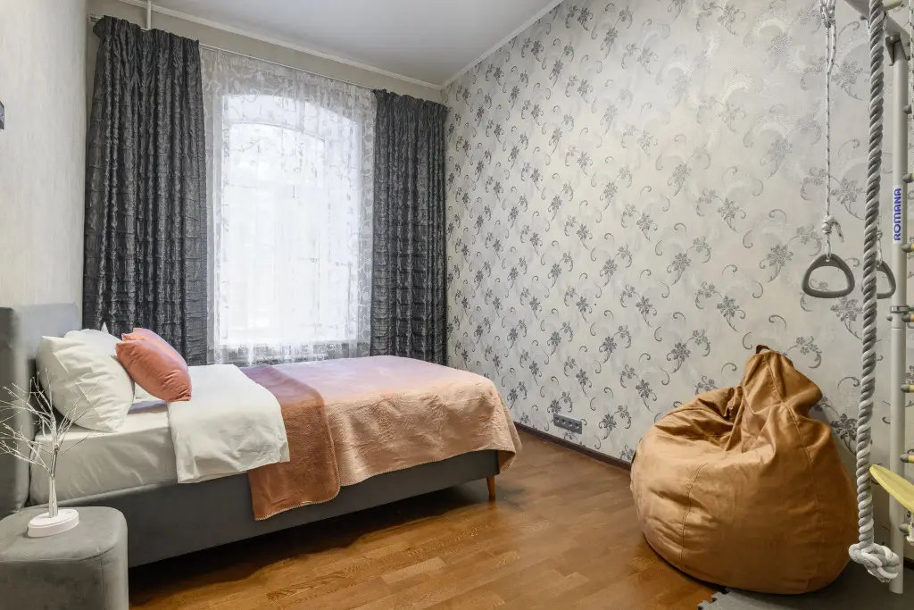 Gorki: Апартаменты Sergeew Apartments Дизайнерский с высокими потолками