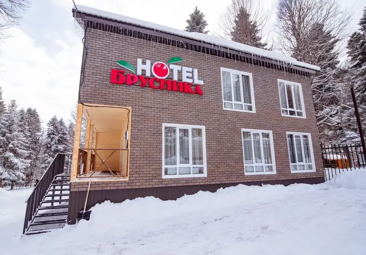 Архыз: База Отдыха Hotel Brusnika