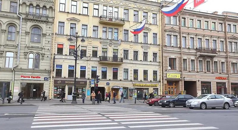Sukhaparina: RA Hotel on Nevsky 102