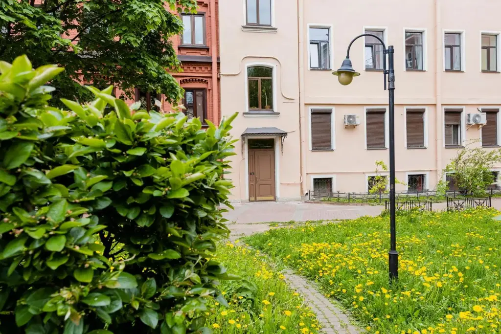 Sukhaparina: Spbstay (Спбстэй) на проспекте Невский 90