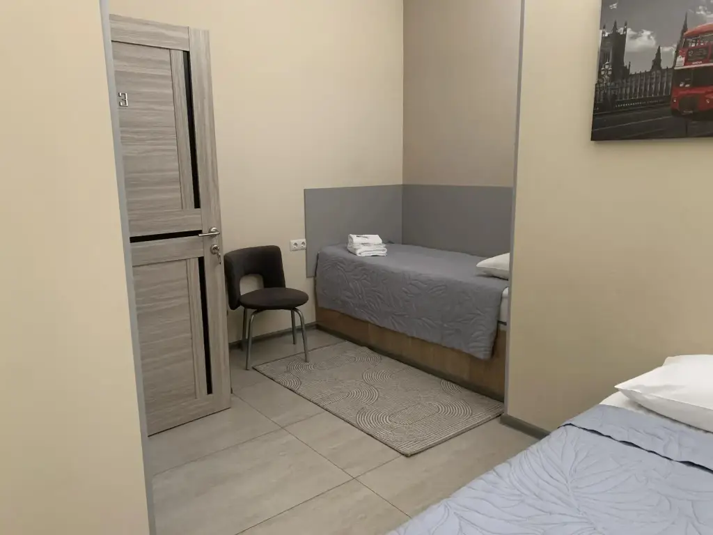 Владикавказ: Three Rooms (Три румс)