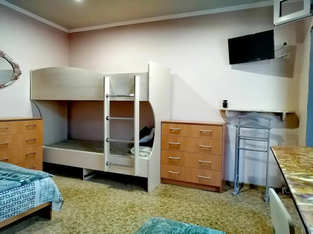 Партенит: Economy Hotel Lastochka