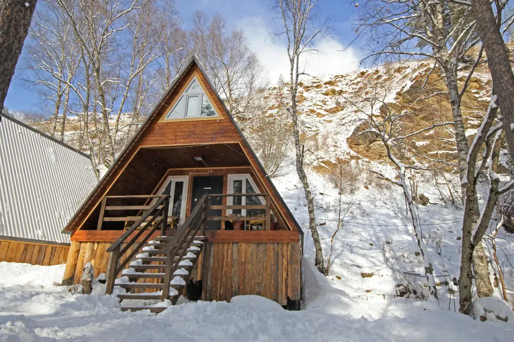 Эльбрус: Гостевой дом Family House