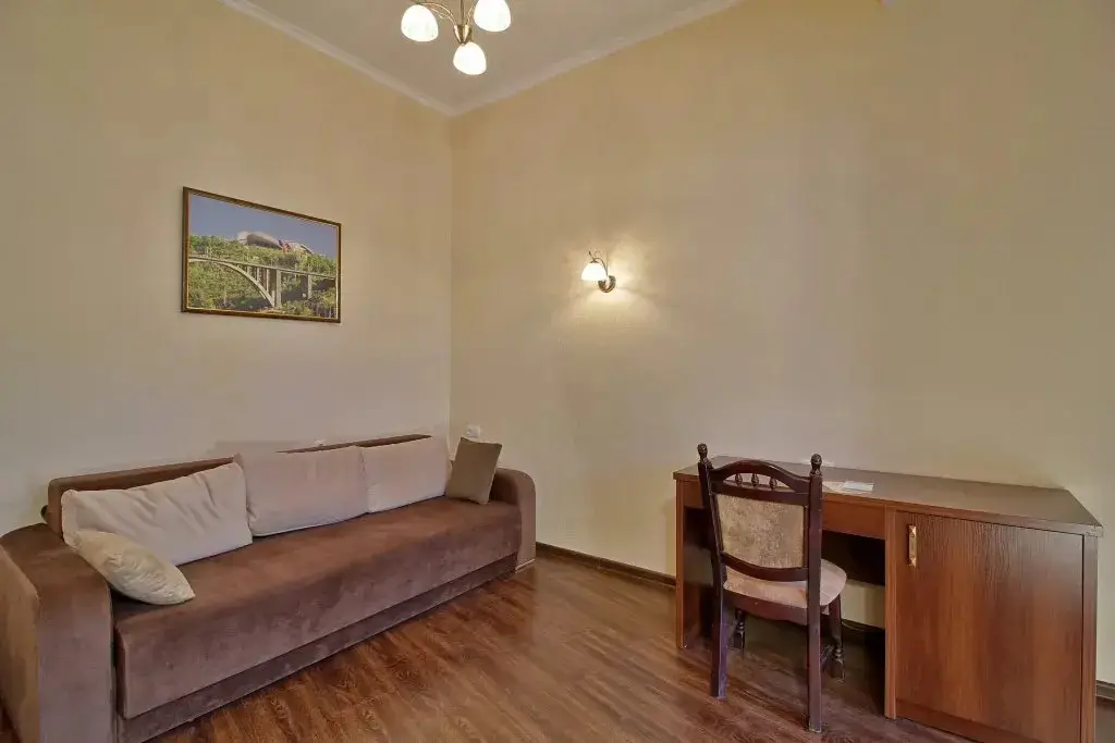 Ялта: Botkin Apartments