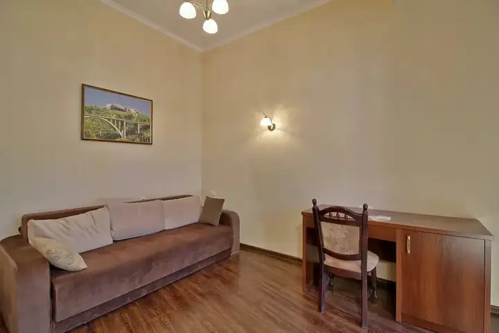 Ялта: Botkin Apartments