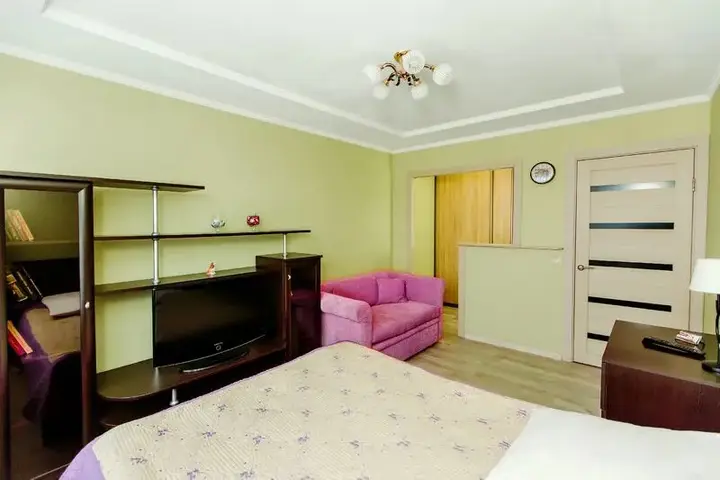 Геленджик: Apartment bureau EasyRent on st. Kudasheva, 110