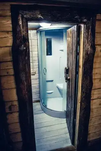 Бирюзовая Катунь: Tavda Inn