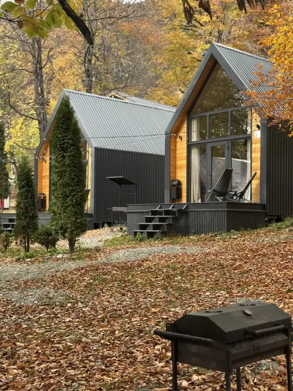 Архыз: База отдыха WoodVillas