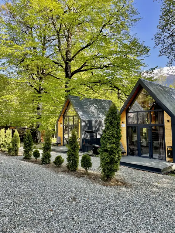 Архыз: База отдыха WoodVillas
