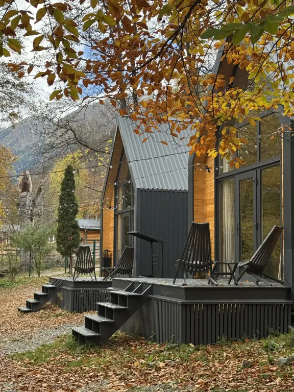 Архыз: База отдыха WoodVillas