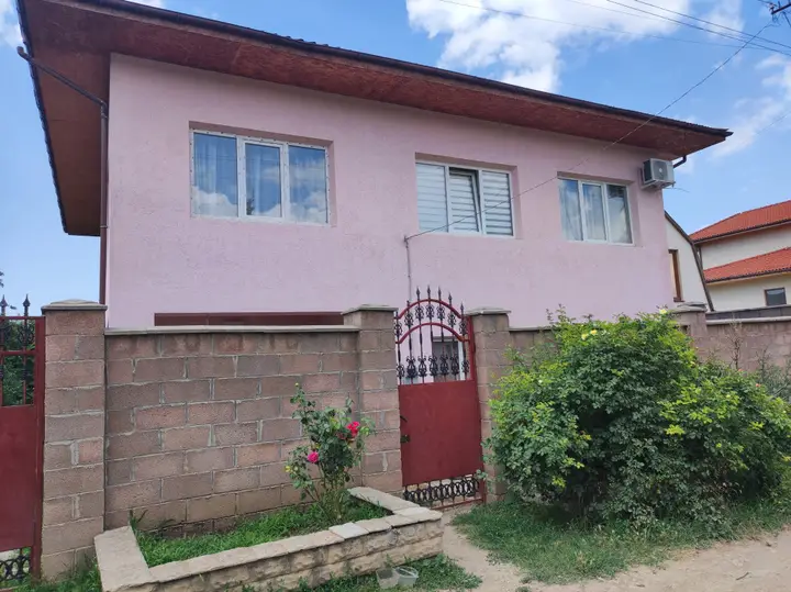 Бахчисарай: Mozhzhevelovaya Roscha Guest House