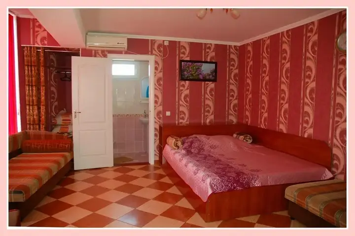 Феодосия: Villa Viktorija