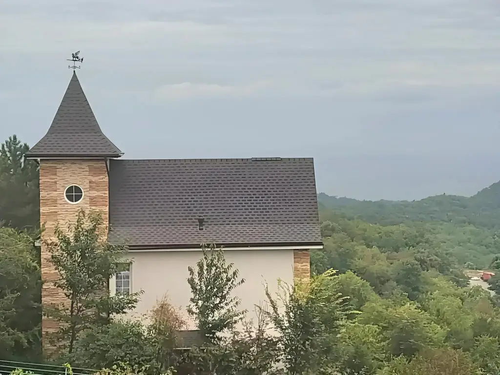 Туапсе: V Gorakh S Velikolepnym Vidom Villa
