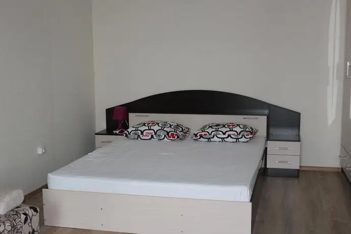Уфа: Bonzhur Apartment 4