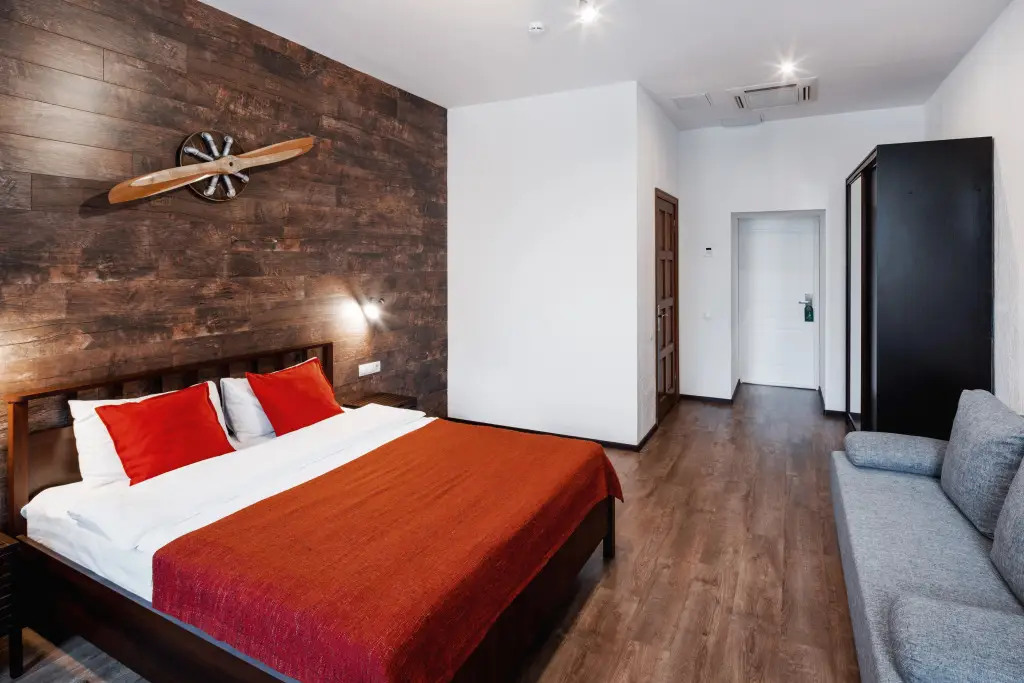 Санкт-Петербург: Мини-Отель LiKi Loft Hotel