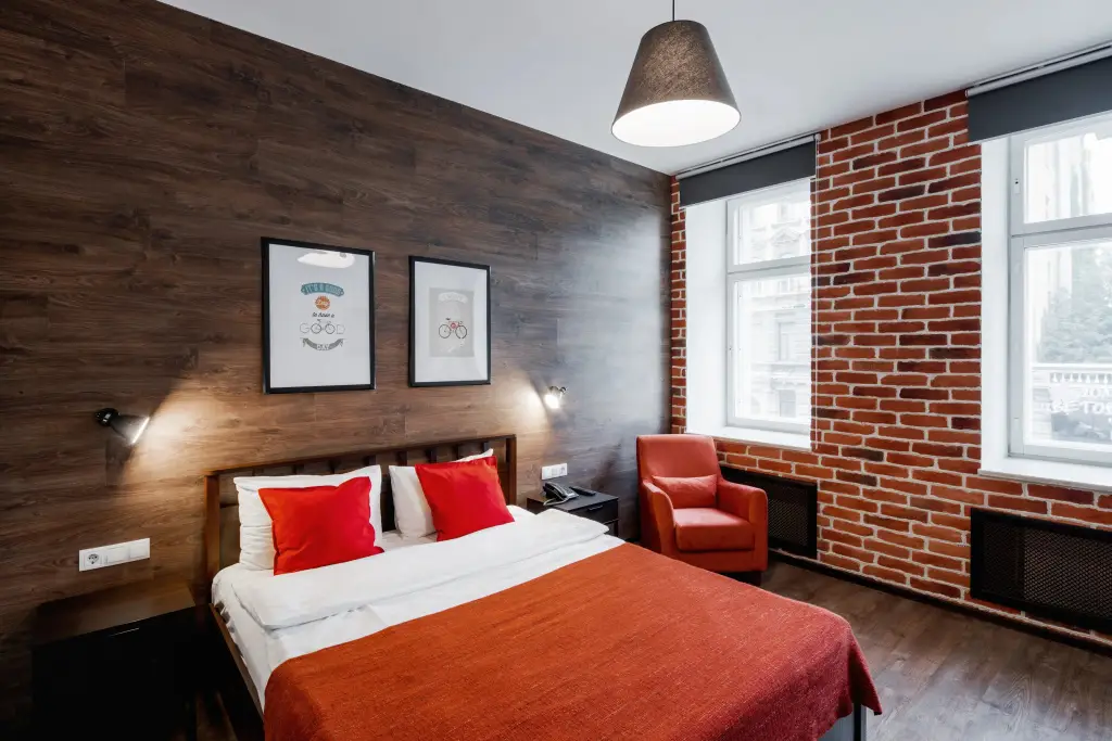 Санкт-Петербург: Мини-Отель LiKi Loft Hotel