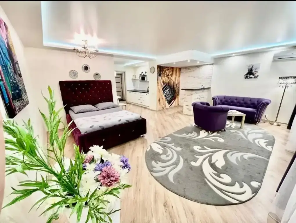 Набережные Челны: Apartamenty Studiya 14KS