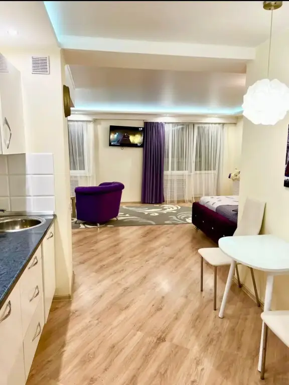 Набережные Челны: Apartamenty Studiya 14KS
