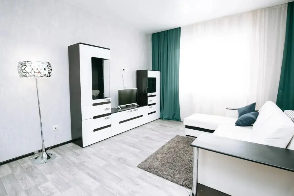 Кемерово: Pritomskij 15/1 Odnokomnatnye apartamenty -studija rjadom s Ledovym dvortsom