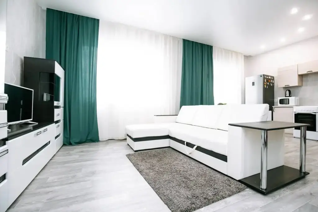 Кемерово: Pritomskij 15/1 Odnokomnatnye apartamenty -studija rjadom s Ledovym dvortsom