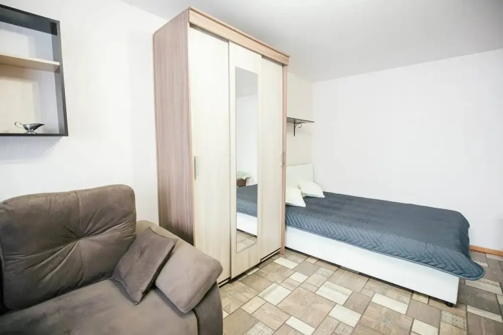 Кемерово: N .Ostrovskogo 23 Dvuhkomnatnye apartamenty naprotiv GorSada