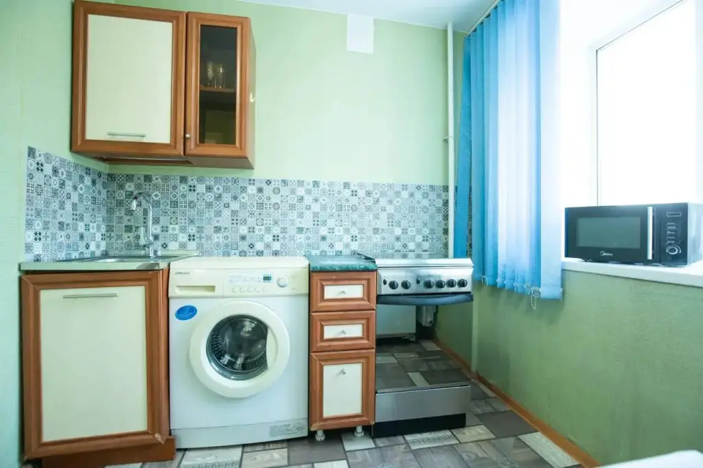 Кемерово: N .Ostrovskogo 23 Dvuhkomnatnye apartamenty naprotiv GorSada