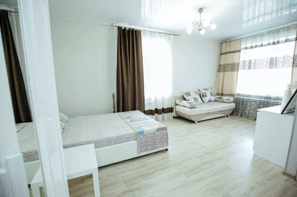 Кемерово: 50 Let Oktjabrja odnokomnatnye apartamenty